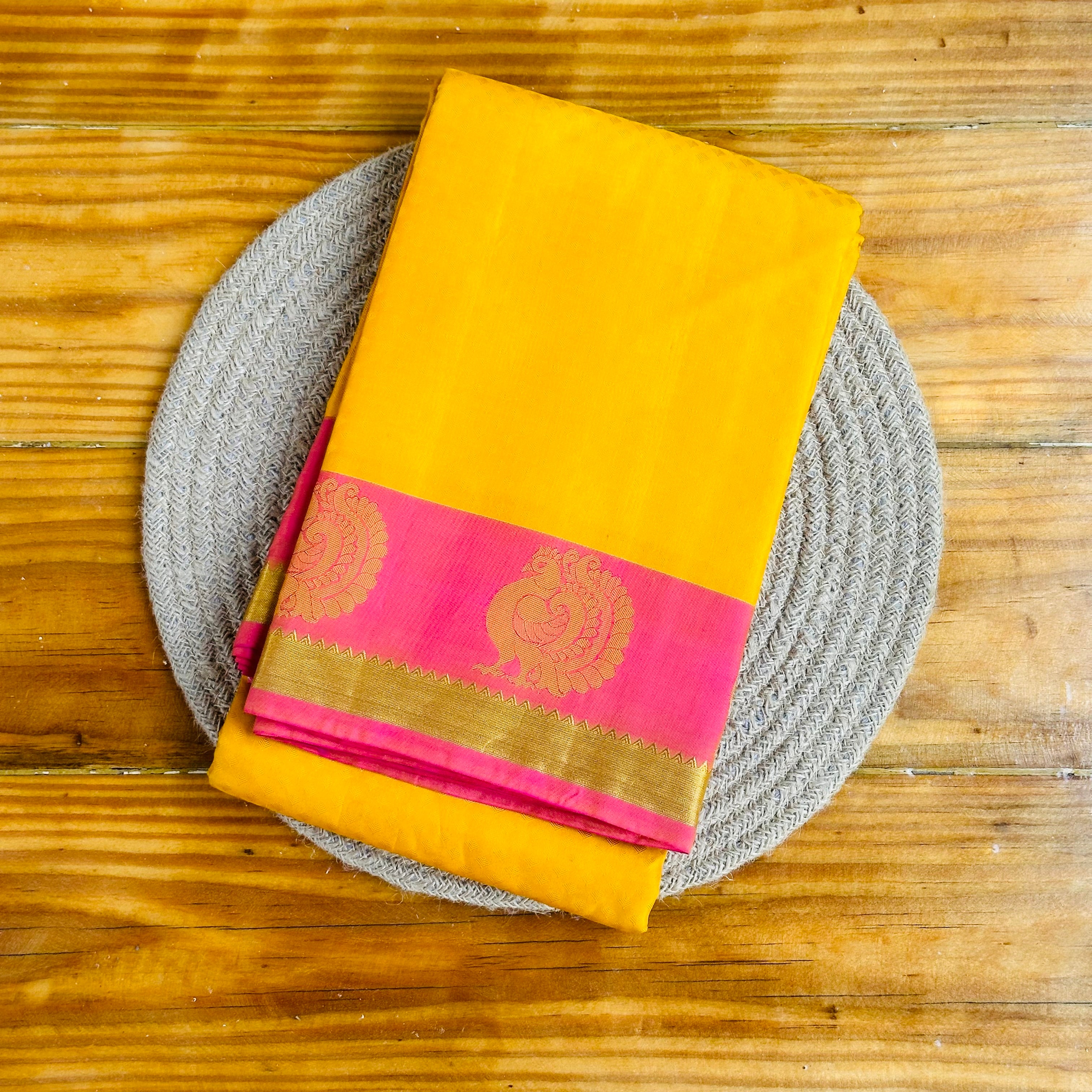 💛Mango Yellow Kanjivaram Silk Saree with Hot Pink Border & Gold Zari Peacock Motif💛
