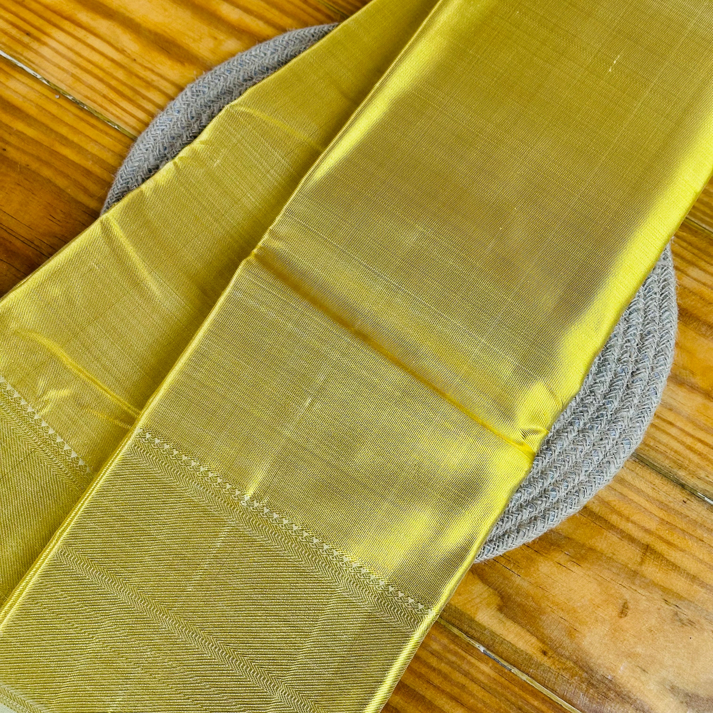 💛Lime Yellow Tissue Silk Saree with Subtle Herringbone Weave & Gold Zari Border🧡