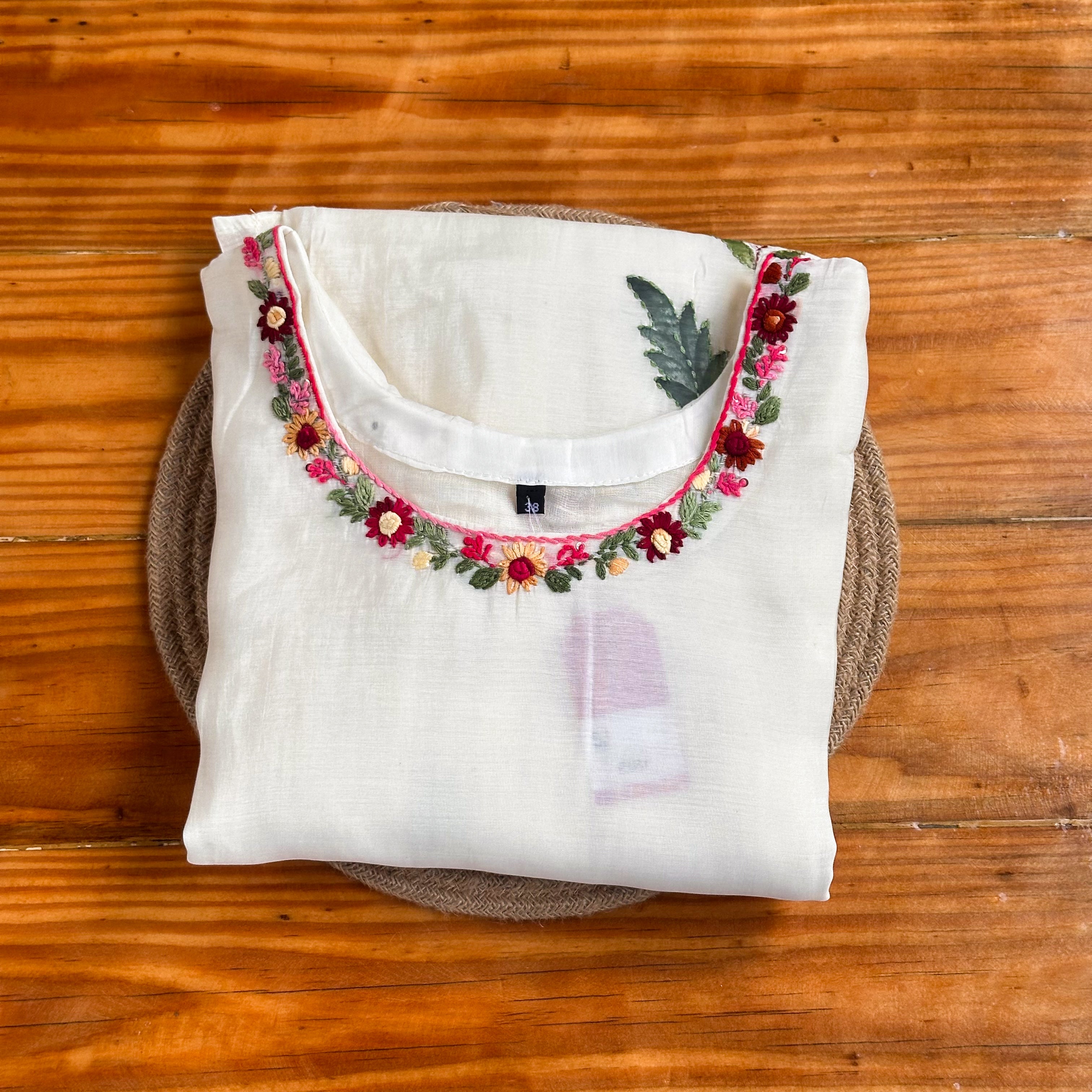 🤍Garden Bloom Embroidered Churidar Set🤍