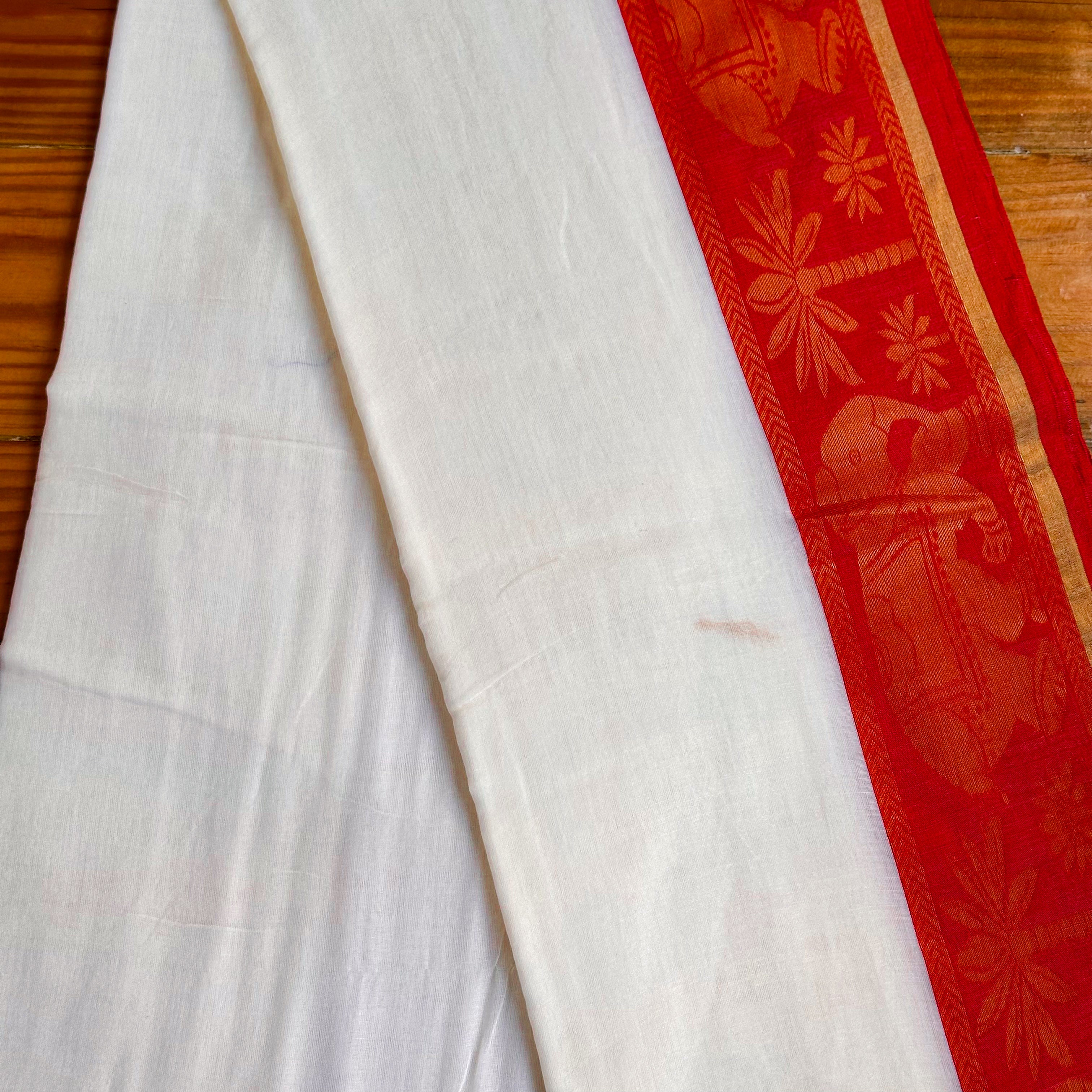 ❤️White Mulcotton Saree with Red Elephant & Floral Zari Pallu & Red Tassel Border❤️