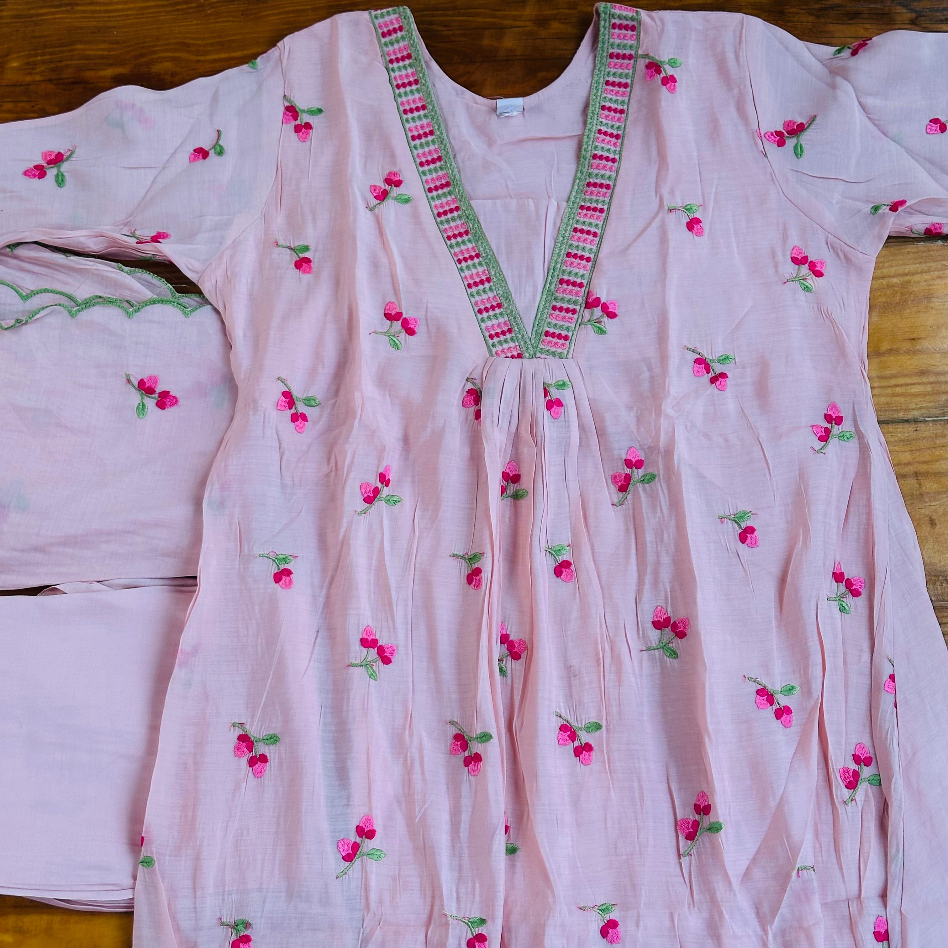 💗Baby Pink Cherry Blossom Embroidered Kurta Set with Multicolour Gota Lace💗