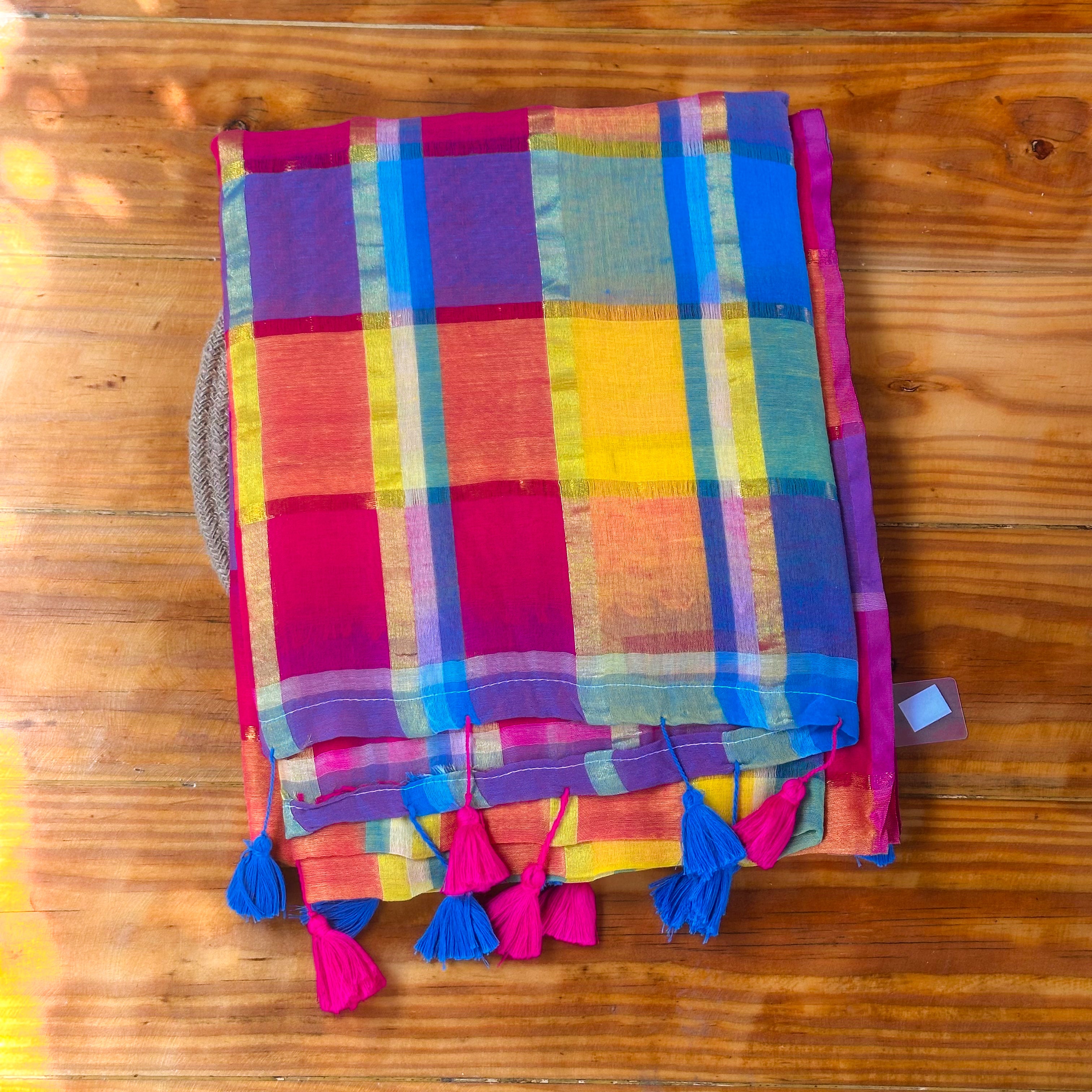 💜Riot of Colours Handwoven Checks Saree with Tassel Pallu🤍