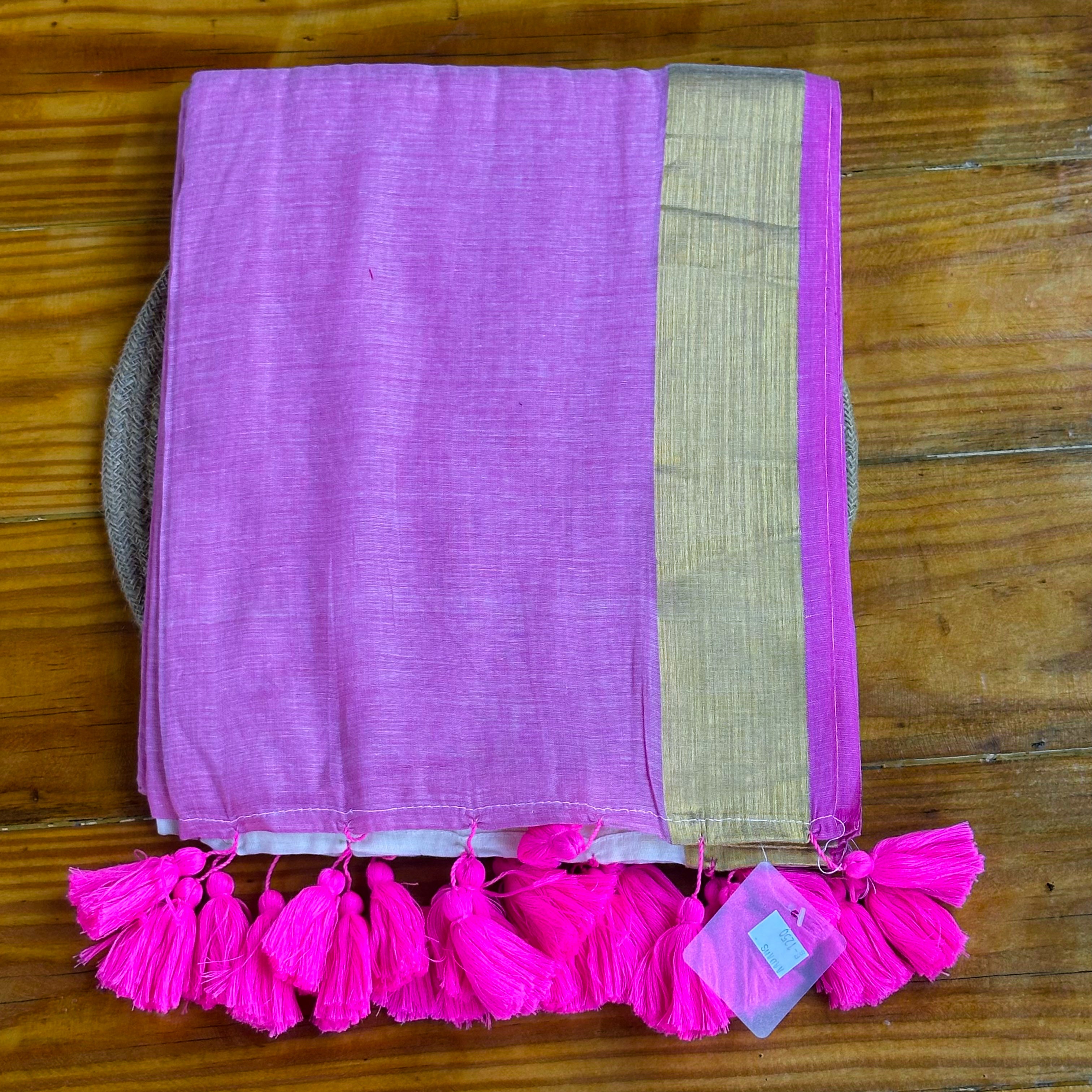 💗Lilac Mul Cotton Saree with Gold Zari Pallu & Hot Pink Tassel Fringe💗
