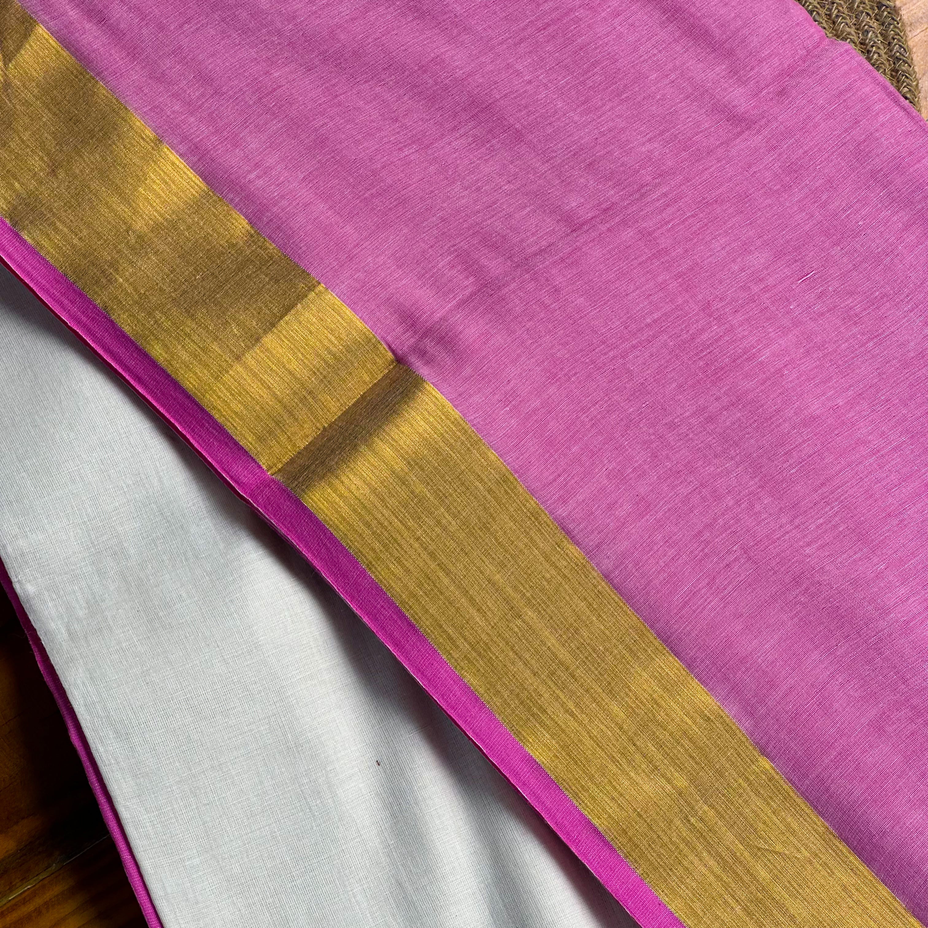 💗Lilac Mul Cotton Saree with Gold Zari Pallu & Hot Pink Tassel Fringe💗
